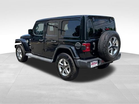 Used 2019 Jeep Wrangler Unlimited Sahara AWD/4WD image 6
