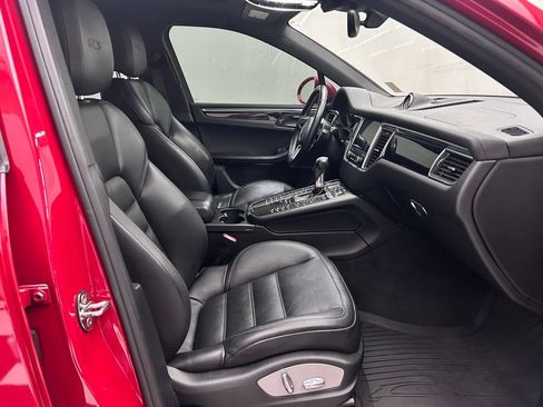 Used 2018 Porsche Macan GTS w/ Premium Package Plus AWD/4WD image 17