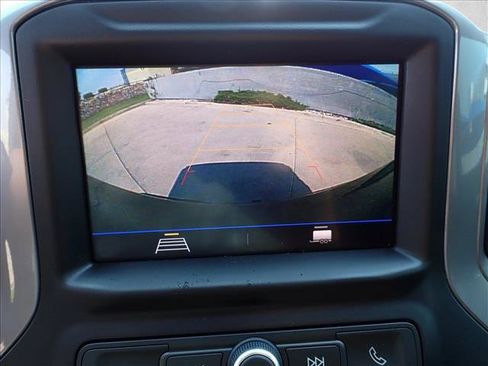 Used 2020 Chevrolet Silverado 1500 Custom Trail Boss w/ Custom Convenience Package AWD/4WD image 20