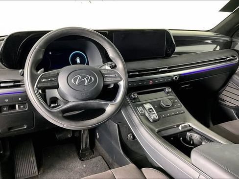 Used 2025 Hyundai Palisade Calligraphy AWD/4WD image 4