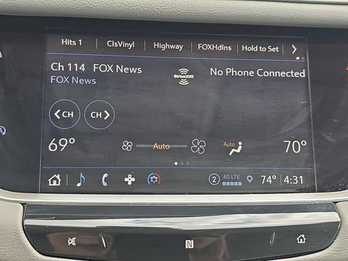 Used 2021 Cadillac XT5 Premium Luxury w/ LPO, Floor Liner Package AWD/4WD image 21
