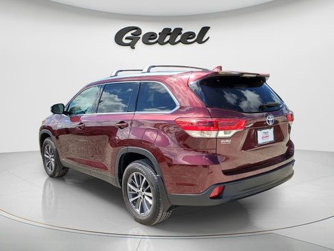 Used 2019 Toyota Highlander XLE image 6