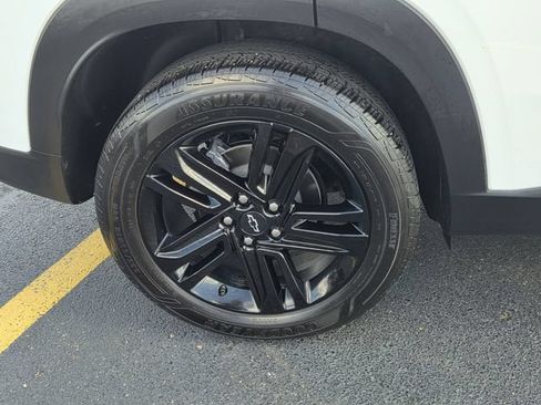 Certified 2024 Chevrolet Trax ACTIV w/ Sunroof Package FWD image 9