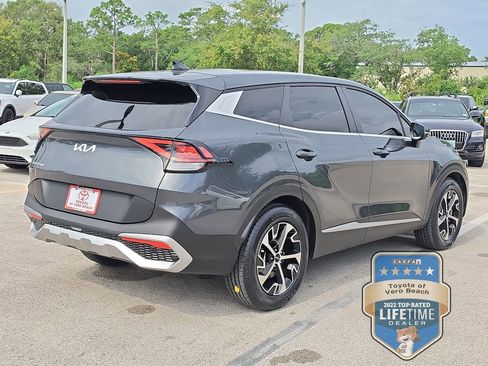 Certified 2024 Kia Sportage EX FWD image 4