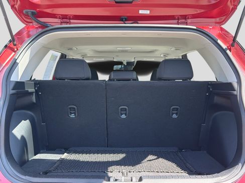 Certified 2022 Hyundai Venue SEL FWD image 27