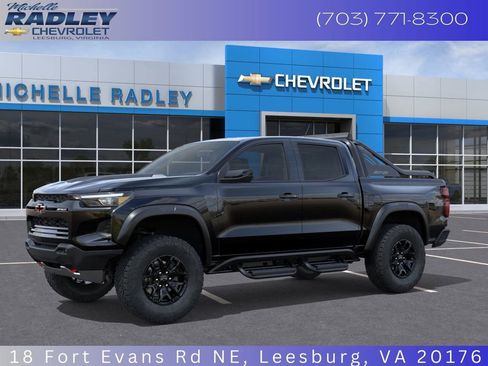 New 2025 Chevrolet Colorado ZR2 w/ Midnight Edition image 2