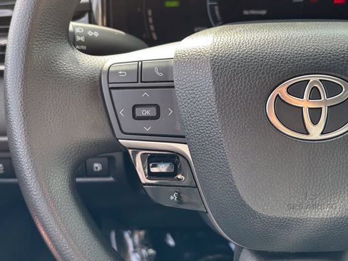 Used 2025 Toyota Camry LE FWD image 26