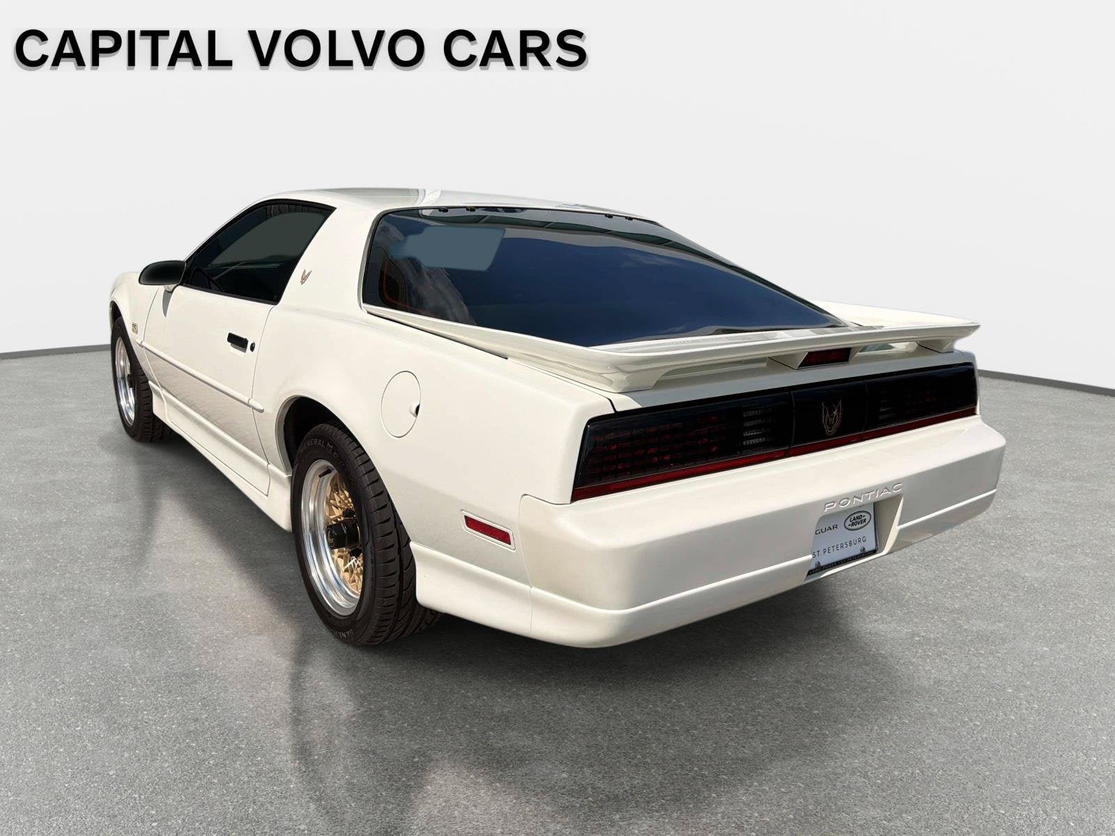 Used 1987 Pontiac Firebird Trans Am RWD image 7