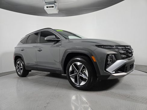 Used 2025 Hyundai Tucson SEL AWD/4WD image 2