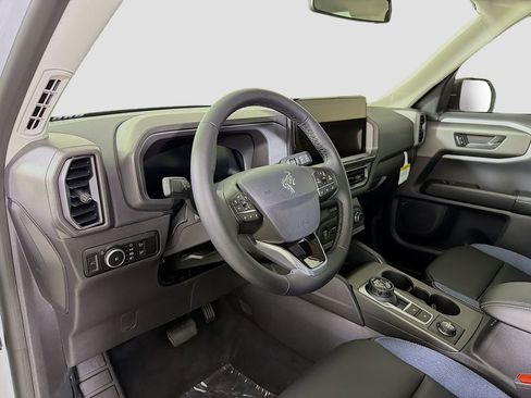 New 2025 Ford Bronco Sport Outer Banks w/ Outer Banks Tech Package+ AWD/4WD image 9