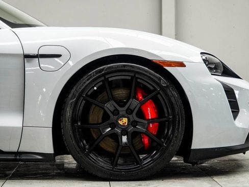 Used 2023 Porsche Taycan GTS w/ Premium Package image 10