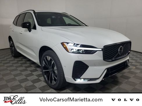 Used 2026 Volvo XC90 B5 Plus w/ Protection Package image 1