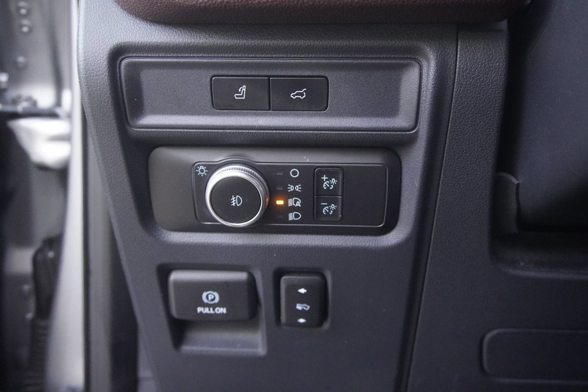 Used 2022 Ford Expedition Max Limited AWD/4WD image 19