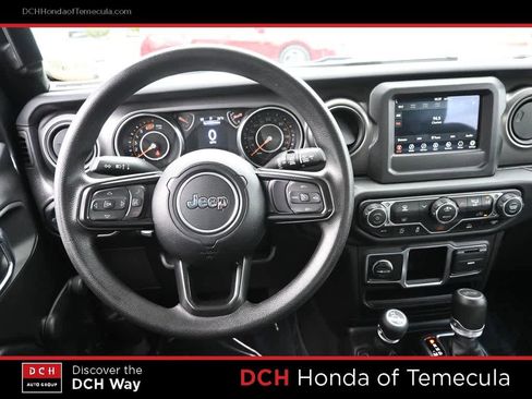 Used 2023 Jeep Wrangler Sport AWD/4WD image 8