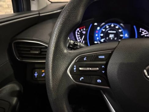 Used 2019 Hyundai Santa Fe SEL FWD image 14
