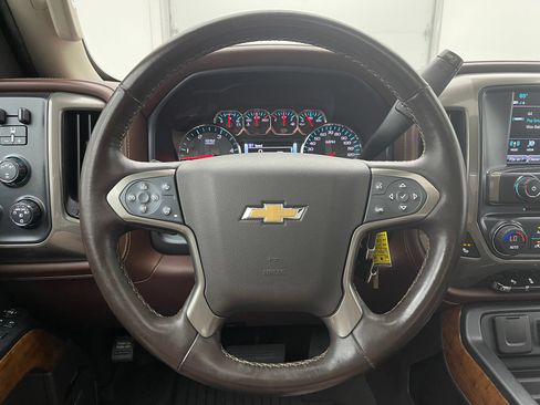 Used 2019 Chevrolet Silverado 2500 High Country w/ Duramax Plus Package AWD/4WD image 19