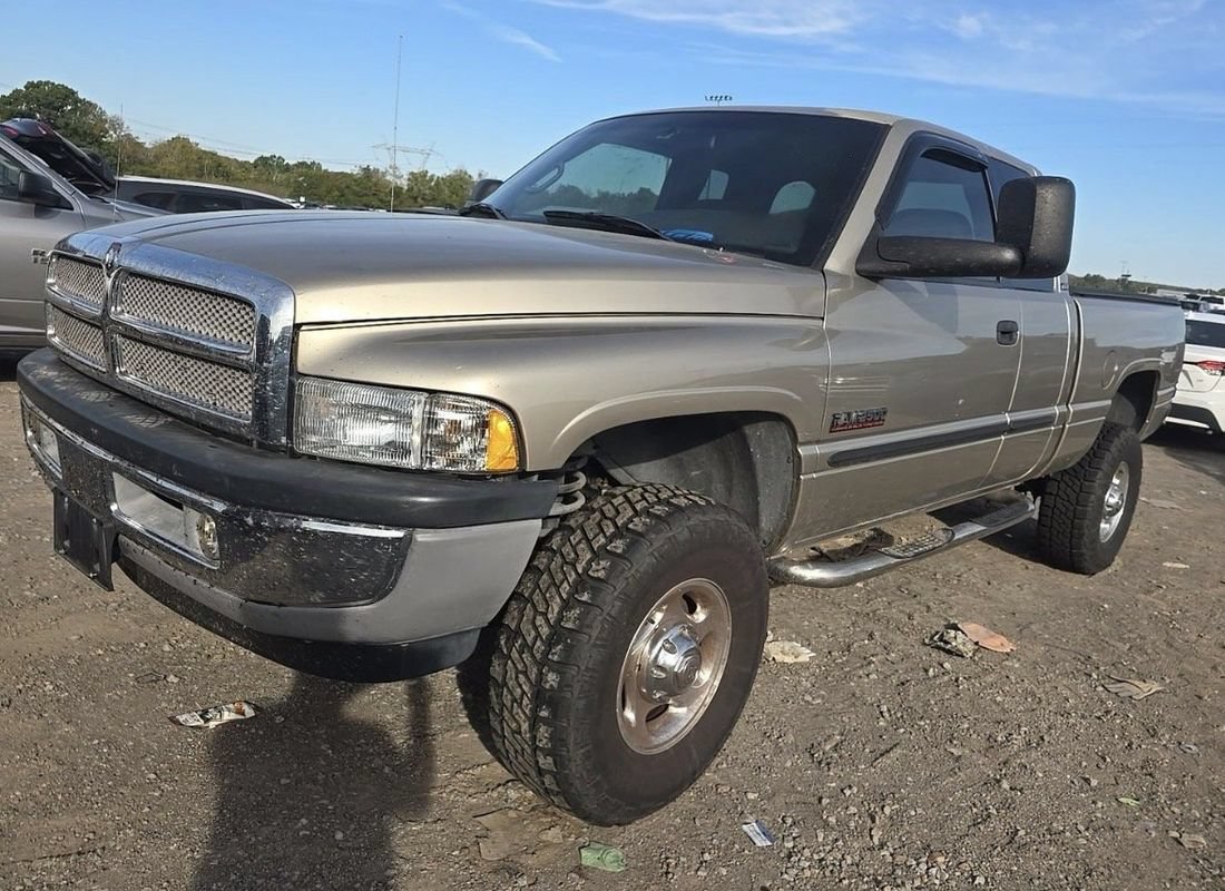 Used 2002 Dodge Ram 2500 Truck 4x4 Quad Cab image 1