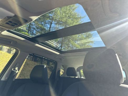 Used 2021 Nissan Rogue Platinum image 26