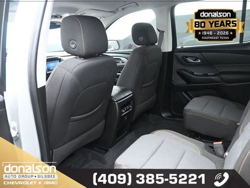 Used 2021 Chevrolet Traverse LT FWD image 11