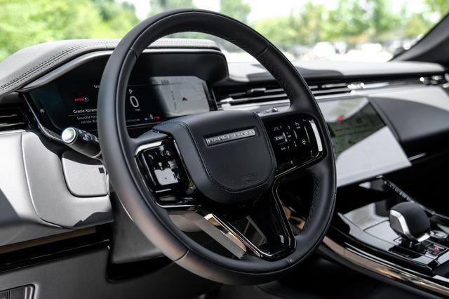 New 2026 Land Rover Range Rover Sport Dynamic SE AWD/4WD image 20