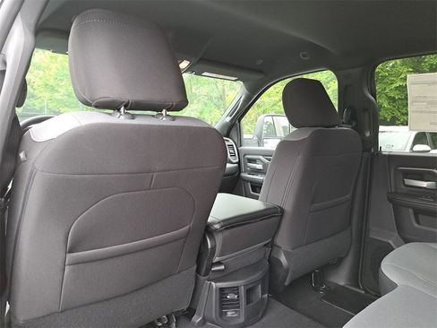 New 2024 RAM 2500 Big Horn w/ Heated Seats & Wheel Group image 14