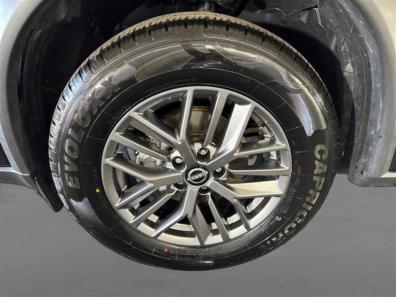 Used 2024 Nissan Rogue S AWD/4WD image 22