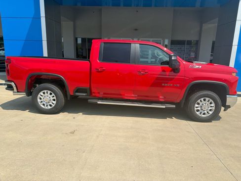 New 2026 Chevrolet Silverado 2500 LT AWD/4WD image 8