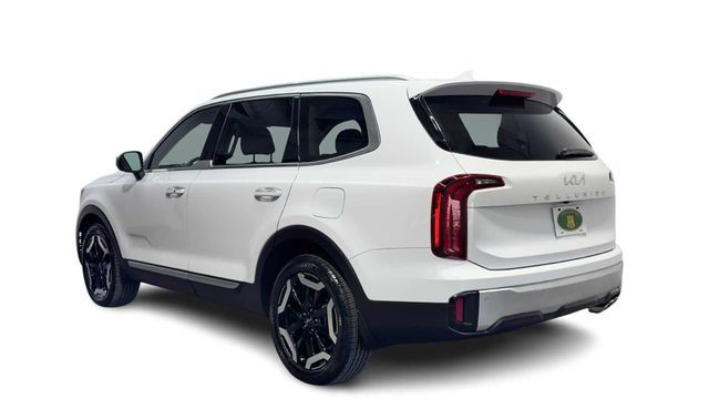 Used 2023 Kia Telluride S FWD image 4