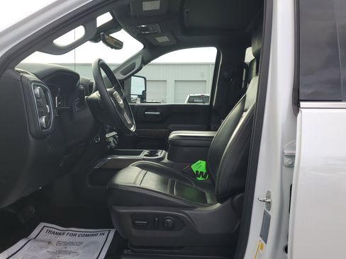 Used 2023 GMC Sierra 3500 Denali w/ Technology Package image 20