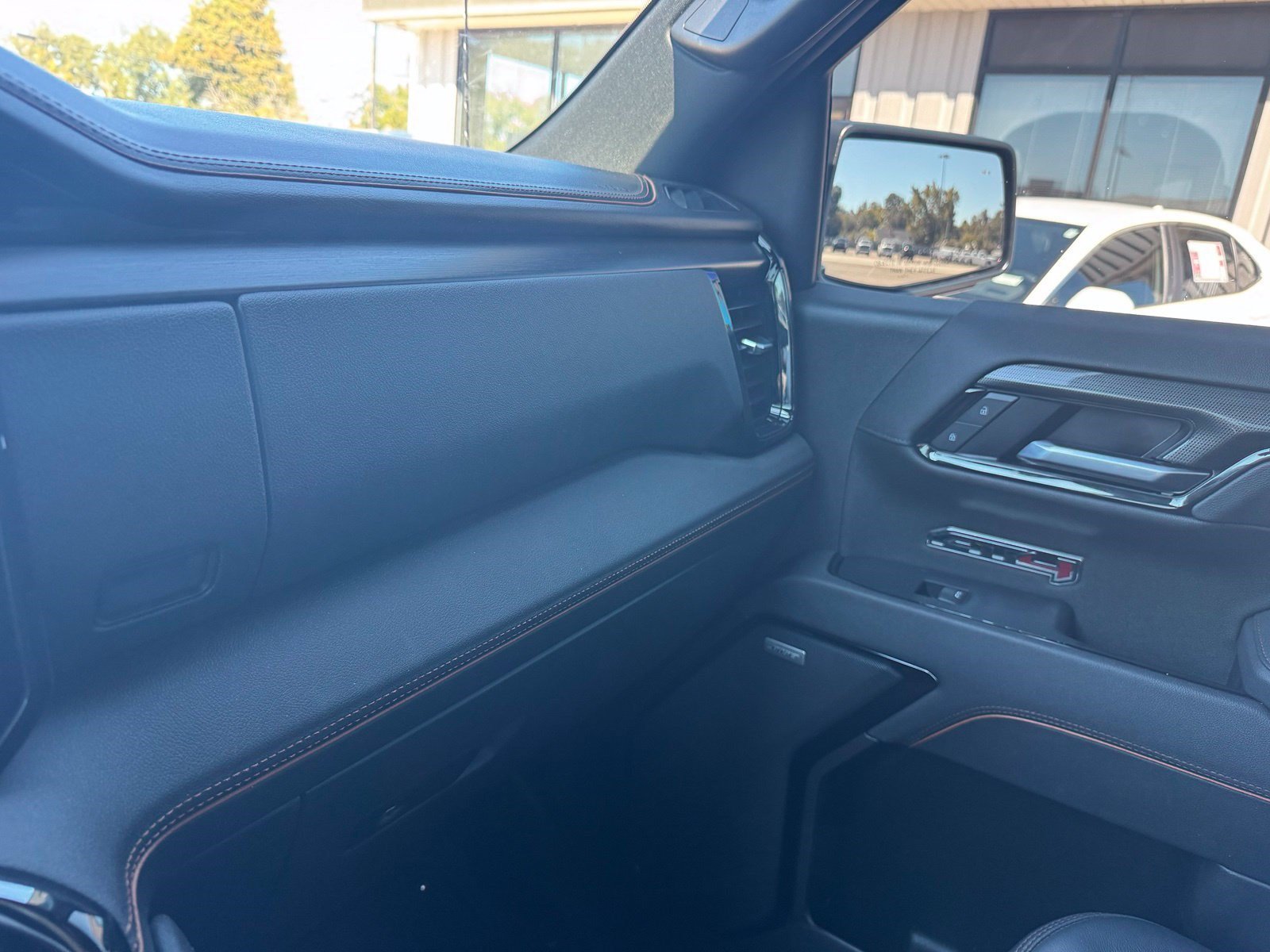 Certified 2026 GMC Sierra 1500 AT4 w/ AT4 Premium Package AWD/4WD image 29