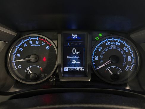 Used 2023 Toyota Tacoma TRD Off-Road w/ Black Out Package (TMS) AWD/4WD image 19