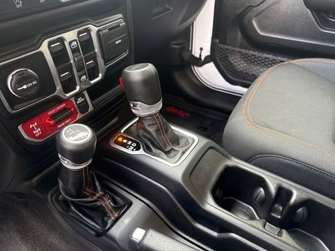 Used 2021 Jeep Gladiator Mojave image 26