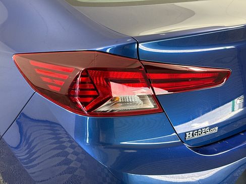 Used 2020 Hyundai Elantra Value Edition FWD image 36