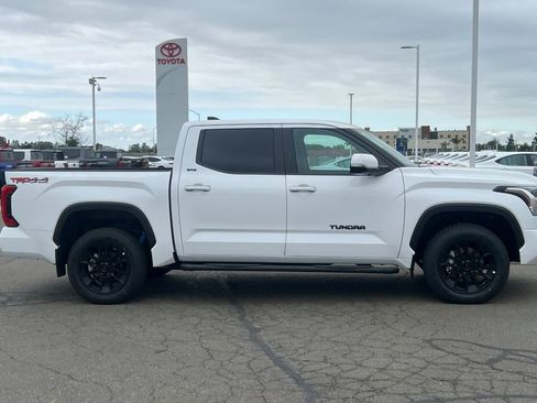 New 2026 Toyota Tundra SR5 AWD/4WD image 3