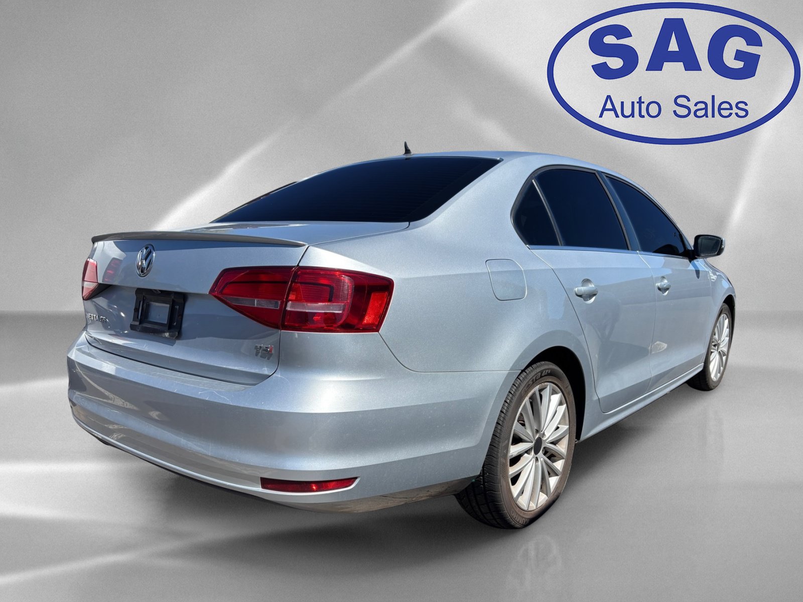 Used 2015 Volkswagen Jetta SE FWD image 3