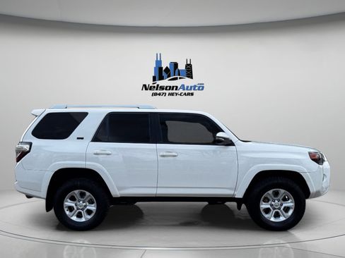 Used 2018 Toyota 4Runner SR5 Premium image 2
