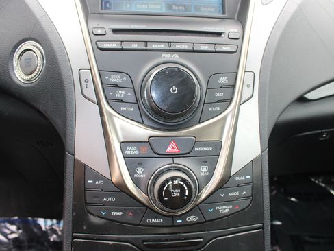 Used 2013 Hyundai Azera FWD image 14