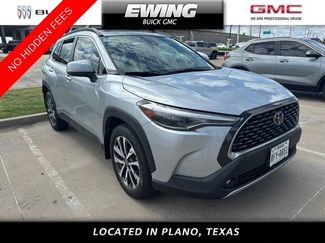 Used 2022 Toyota Corolla Cross XLE w/ Convenience Package FWD video 1