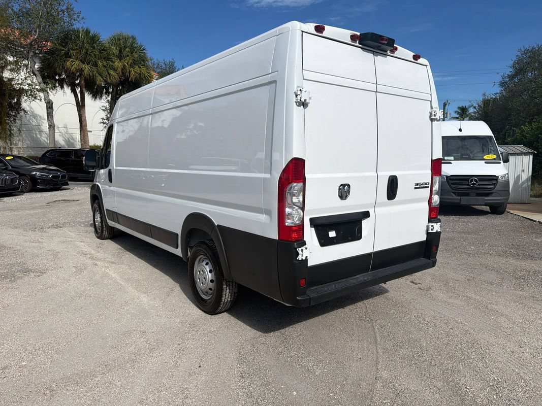 Used 2023 RAM ProMaster 3500 FWD image 3