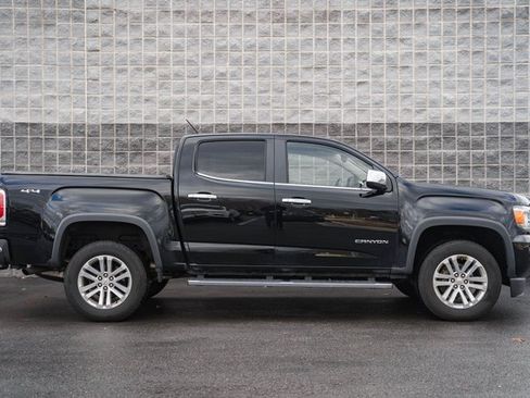 Used 2019 GMC Canyon SLT w/ Driver Alert Package image 4