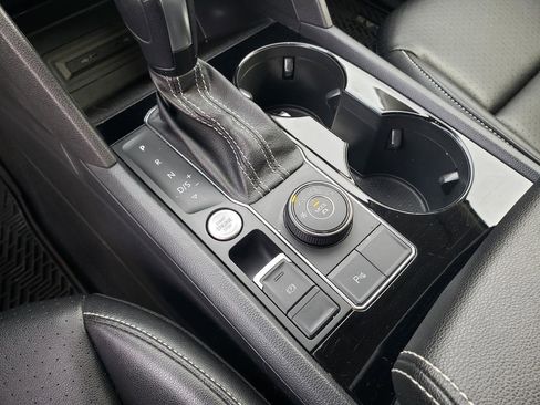 Used 2022 Volkswagen Atlas SE image 36