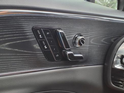 Certified 2024 Cadillac Lyriq Luxury RWD image 26