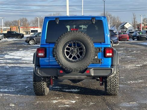 Used 2022 Jeep Wrangler Unlimited Sport image 5