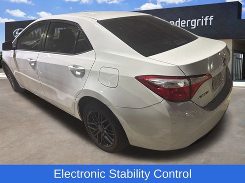 Used 2016 Toyota Corolla LE image 8