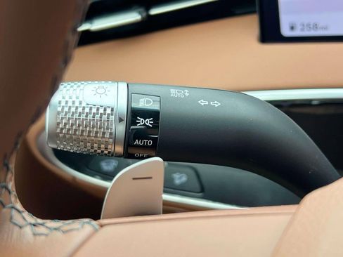 New 2026 Genesis GV70 2.5T Advanced AWD/4WD image 9