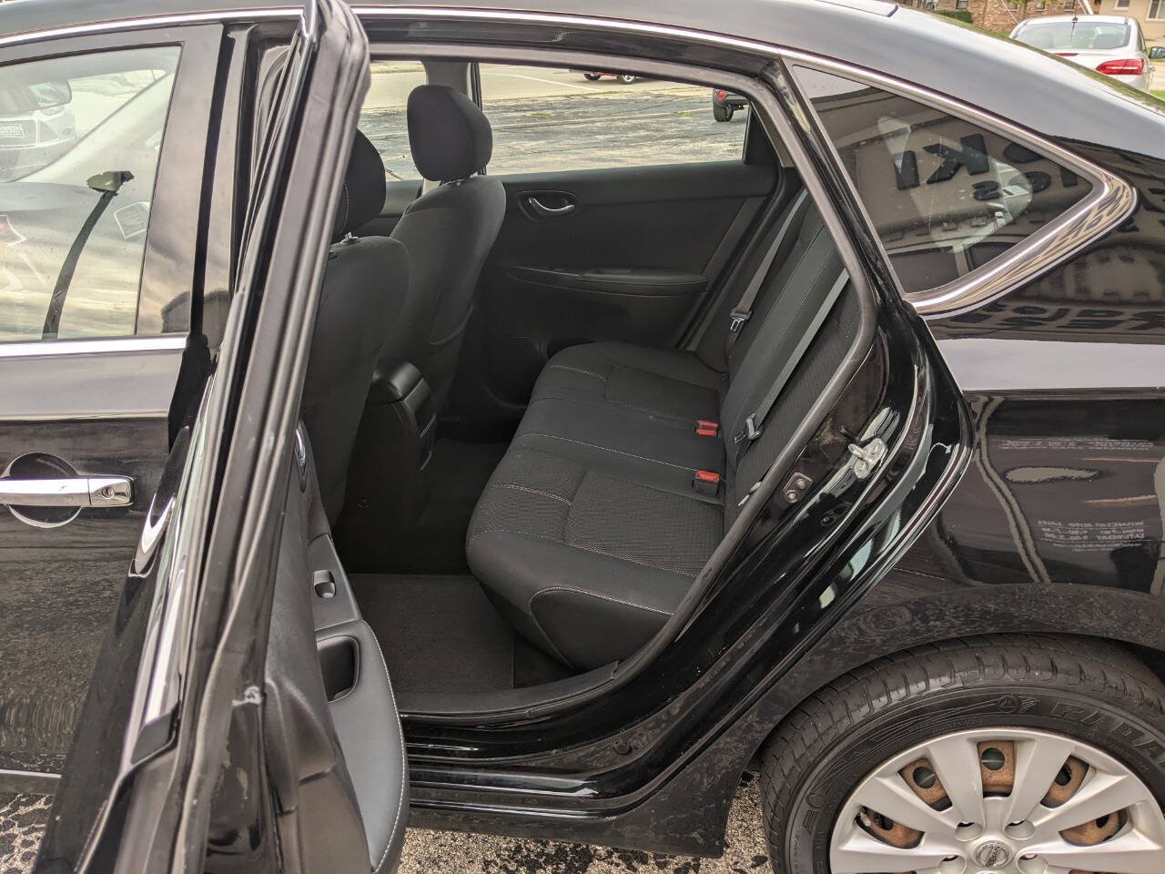 Used 2016 Nissan Sentra S FWD image 12