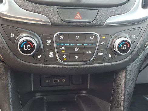 Used 2019 Chevrolet Equinox Premier AWD/4WD image 23
