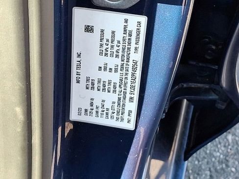 Used 2023 Tesla Model 3 Standard Range image 39