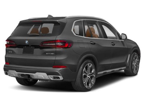 Used 2023 BMW X5 xDrive40i AWD/4WD image 2