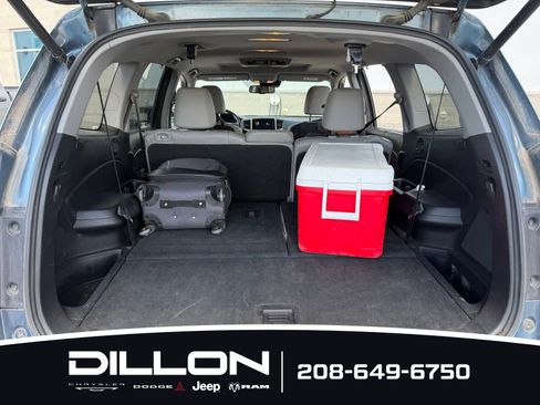 Used 2017 Honda Pilot Touring image 10